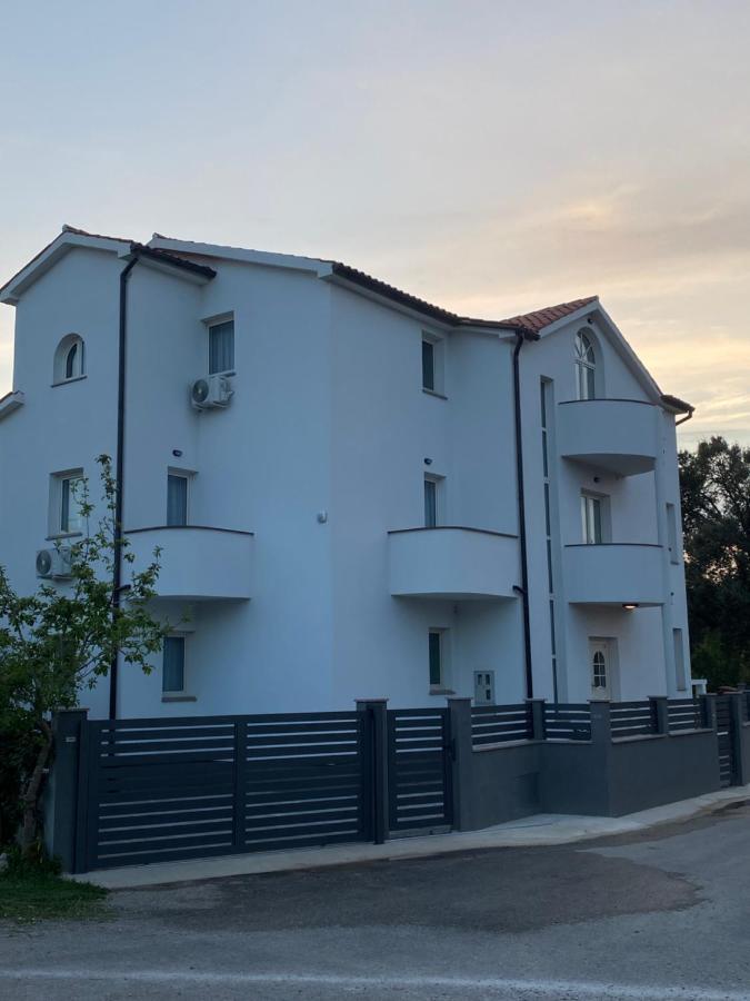 Villa Mara Pula Exterior foto